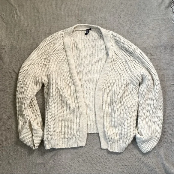 Chunky Knit Beige Long Sleeve Cardigan - Picture 11 of 16